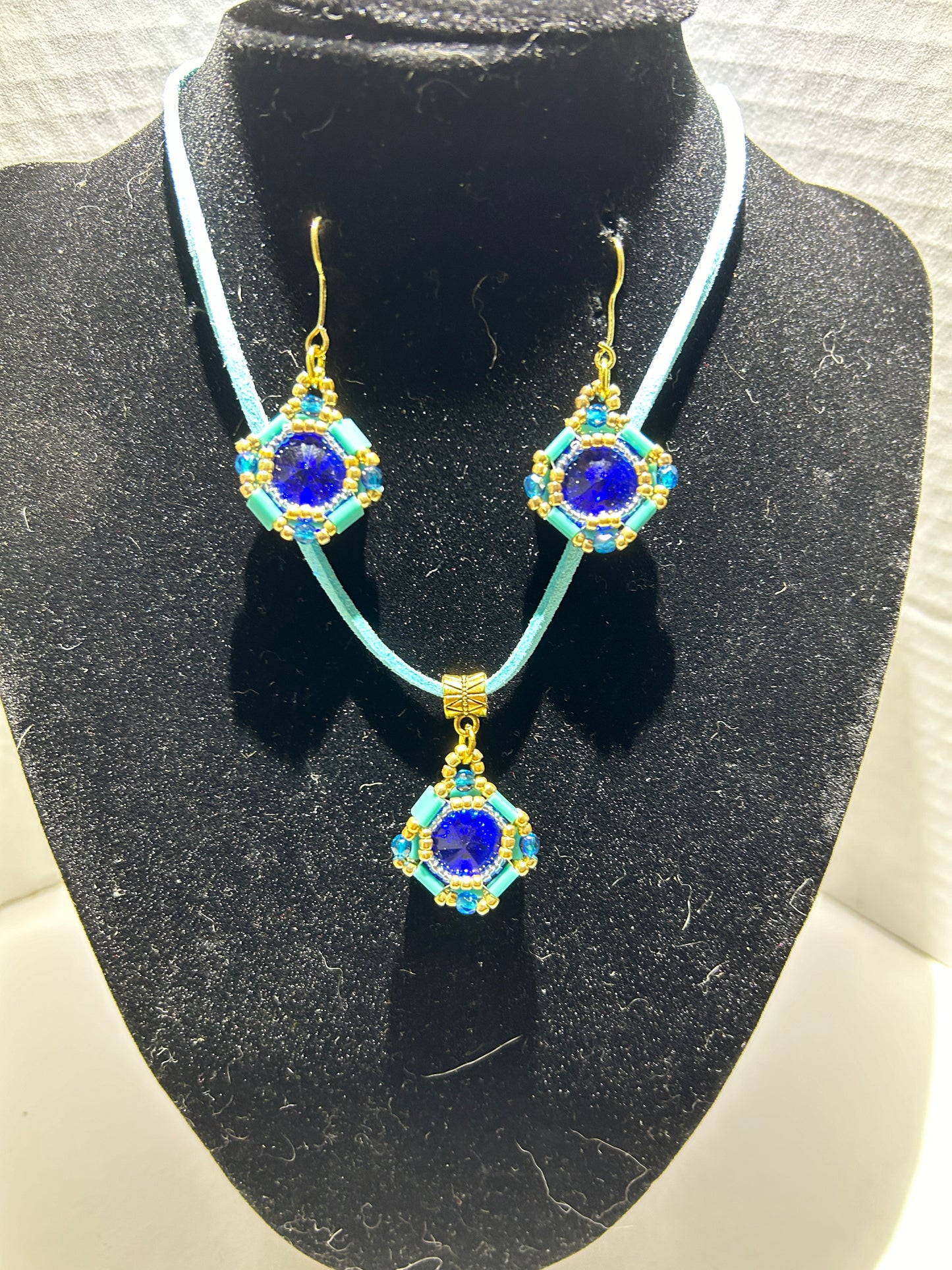 Necklace set
