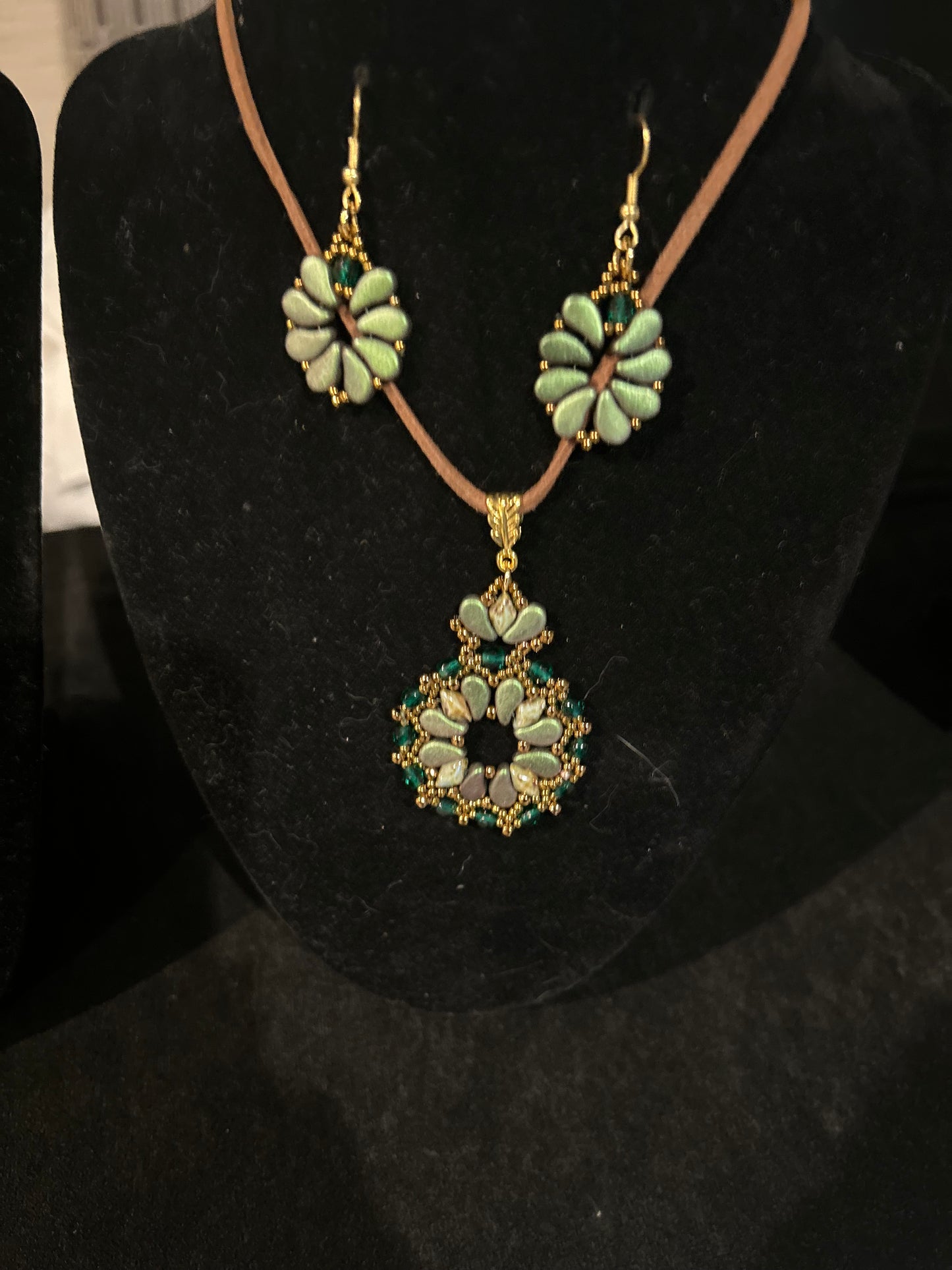 Necklace set