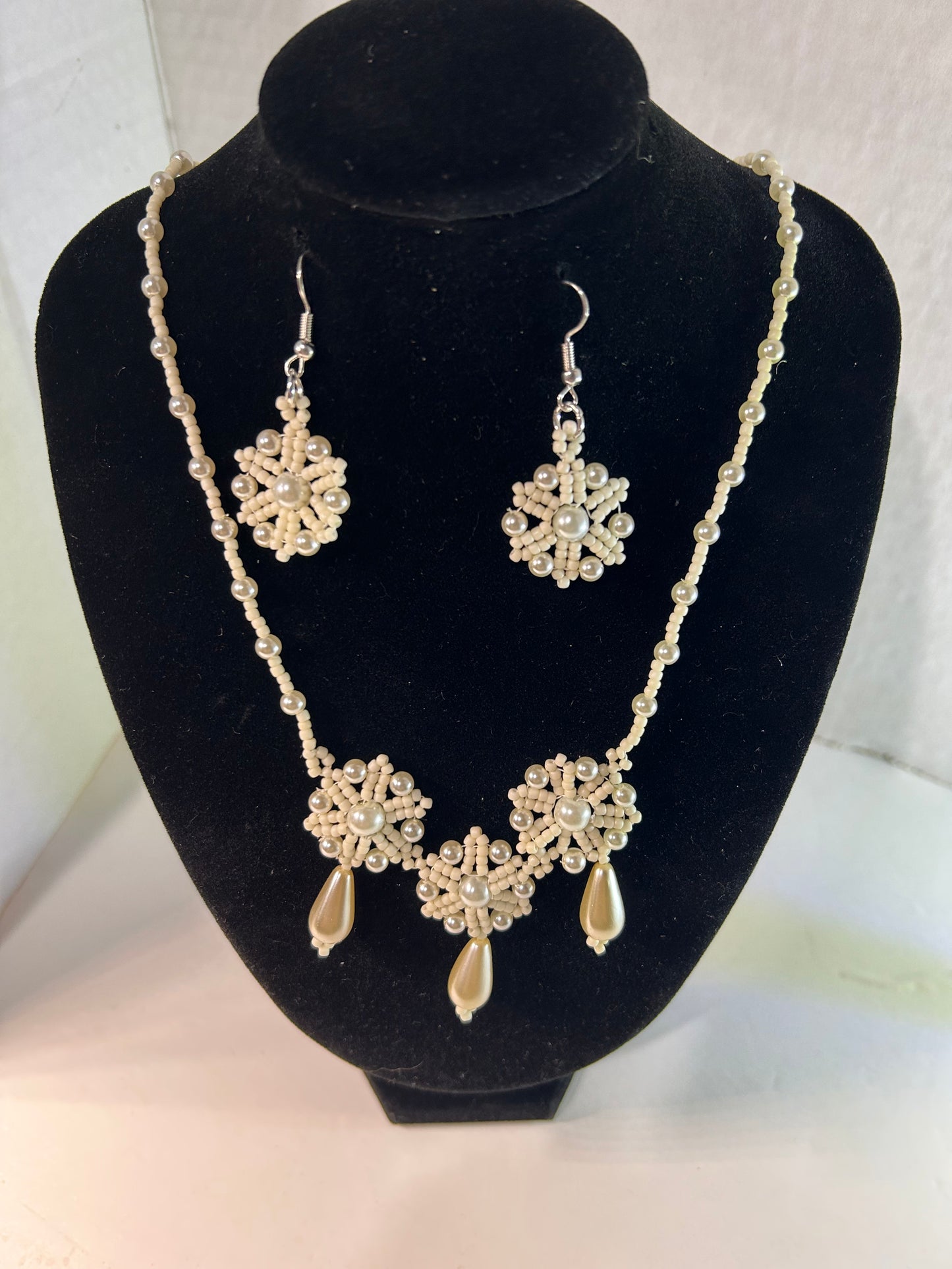 Necklace set