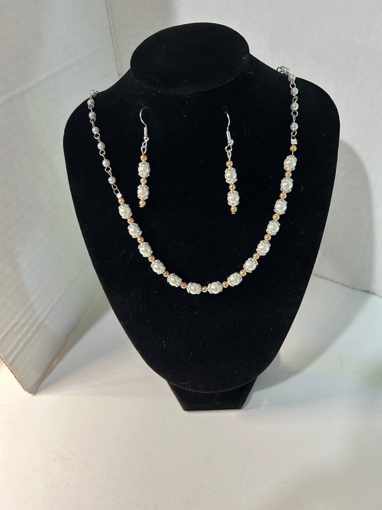 Necklace set