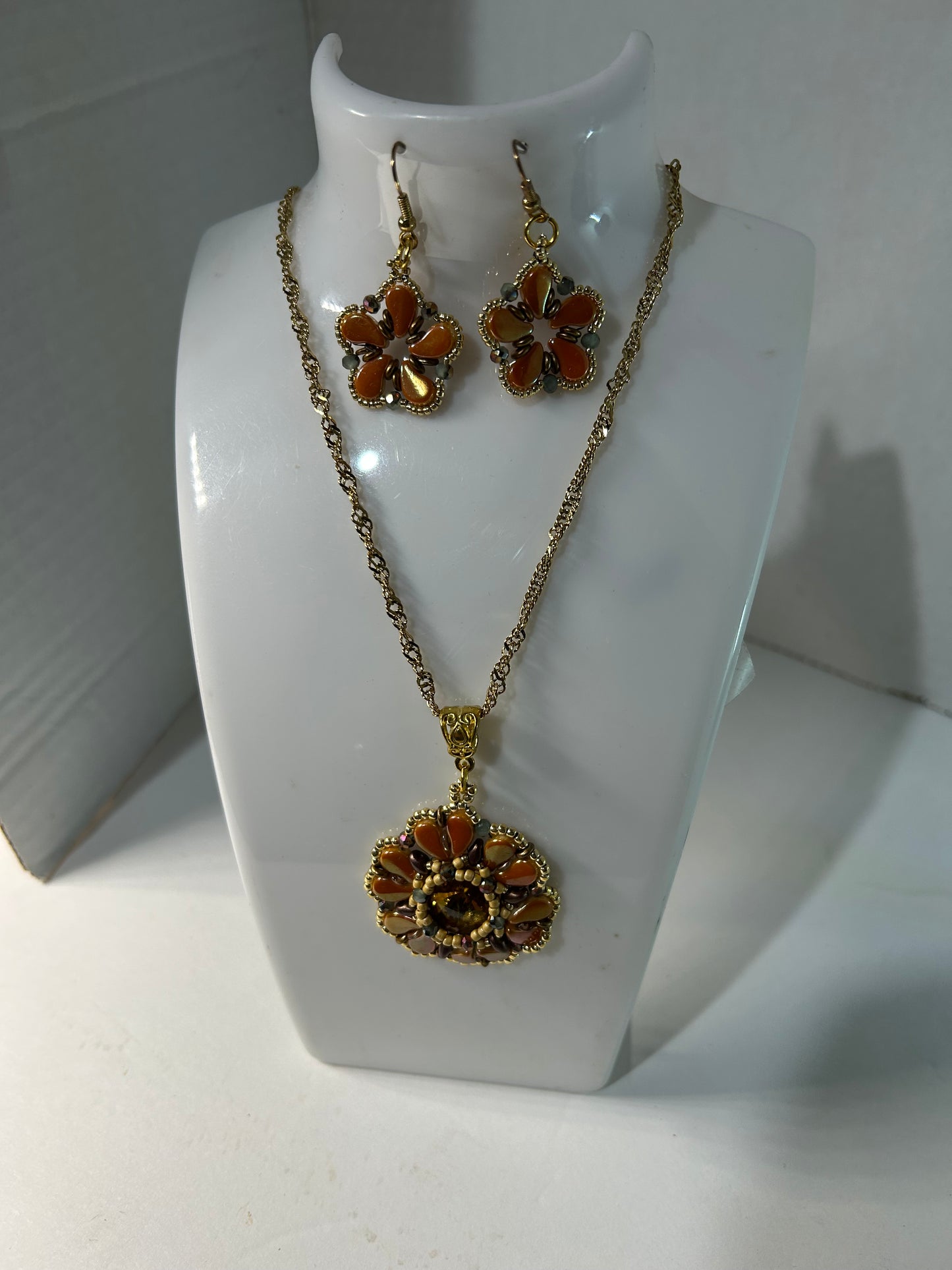 Necklace set