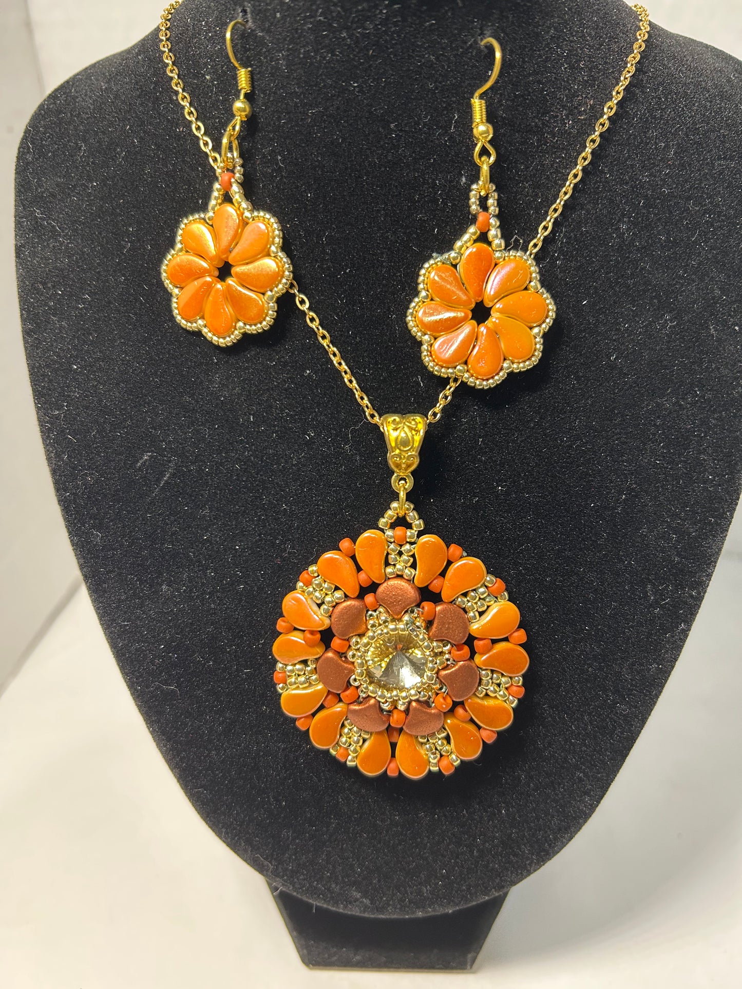 Necklace set