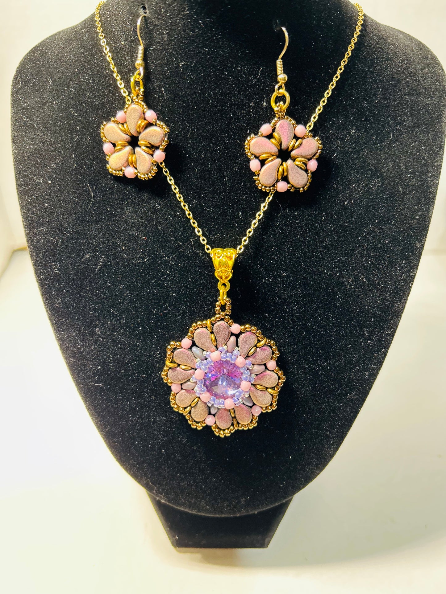 Necklace sets
