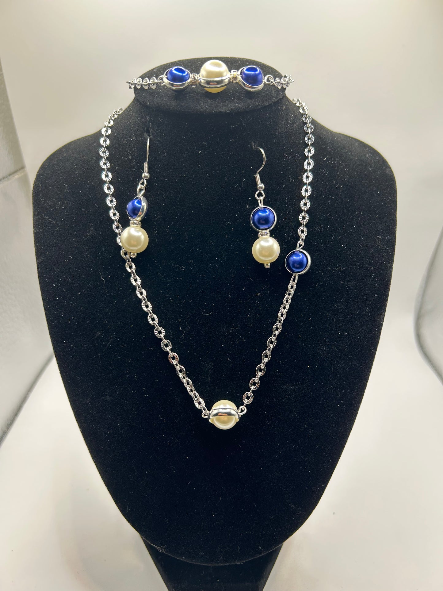Necklaces set