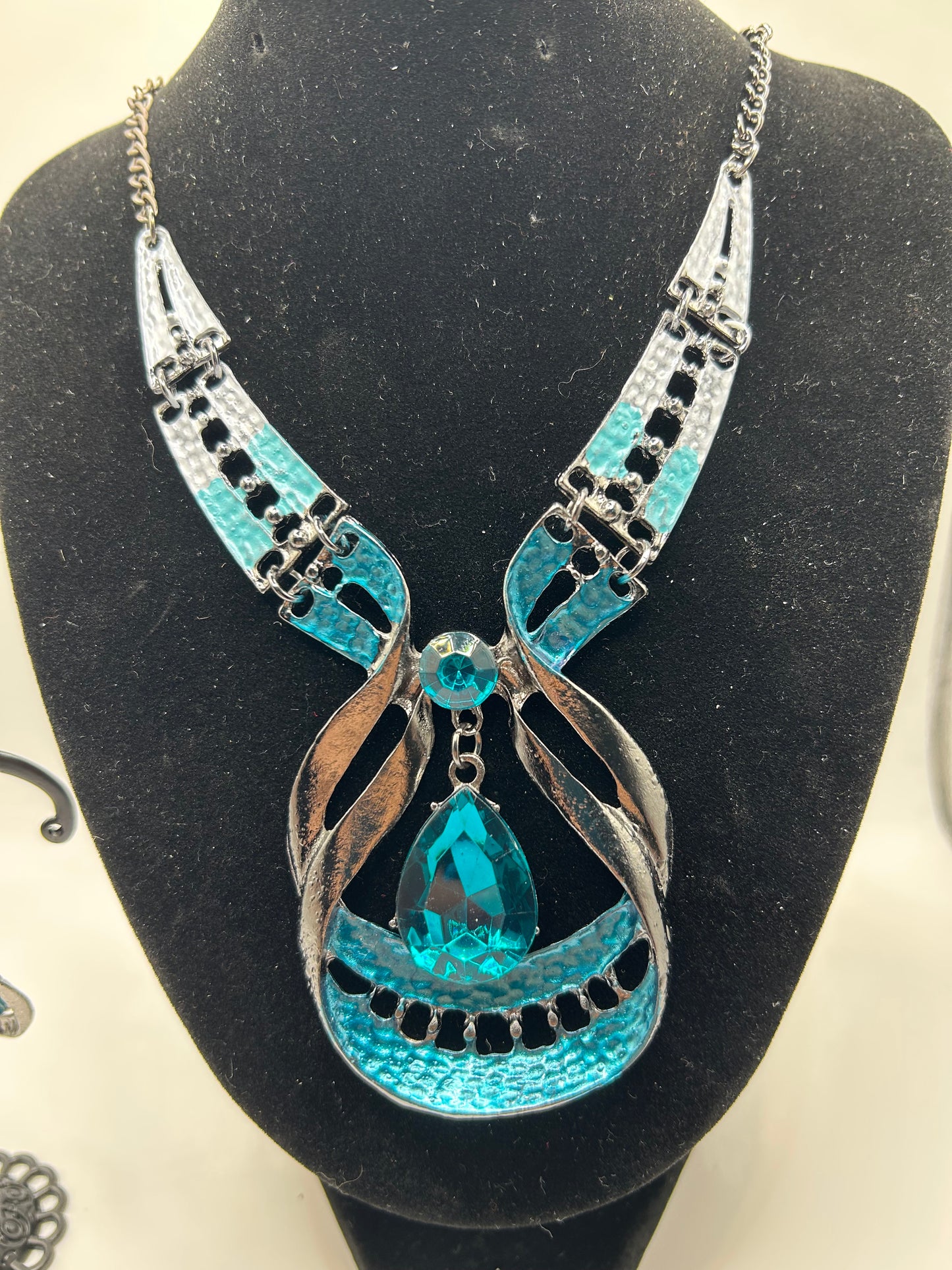 Necklace set