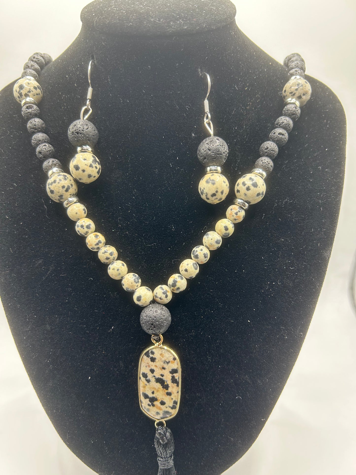 Necklace set