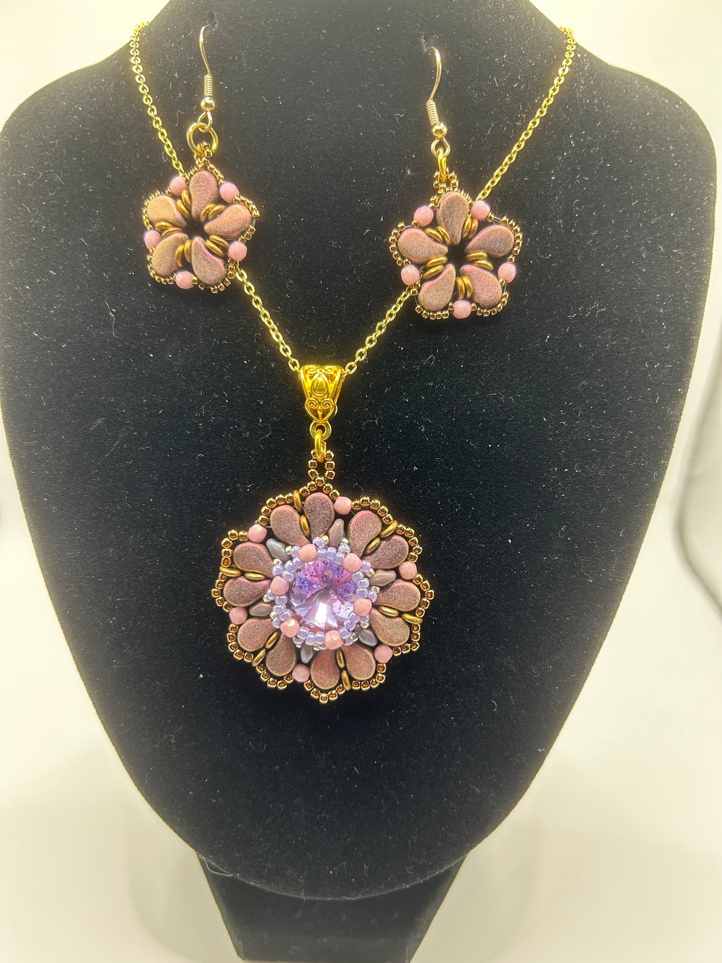 Necklace set