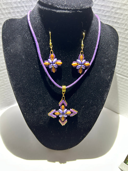 Necklace set