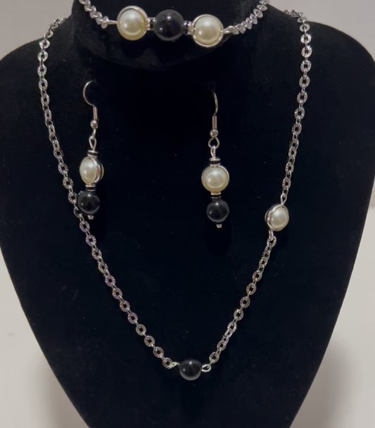 Necklace Set and Bracelet