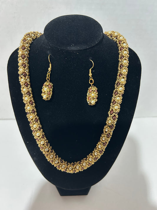 Necklace set
