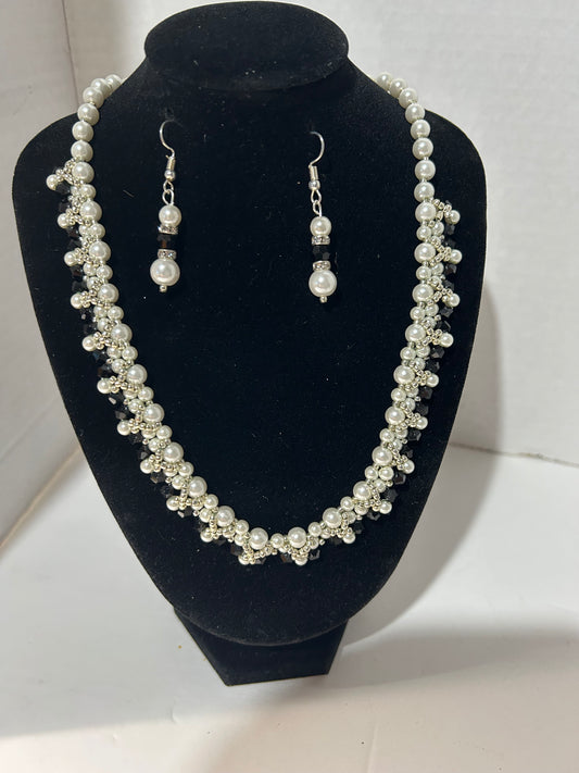 Necklace set
