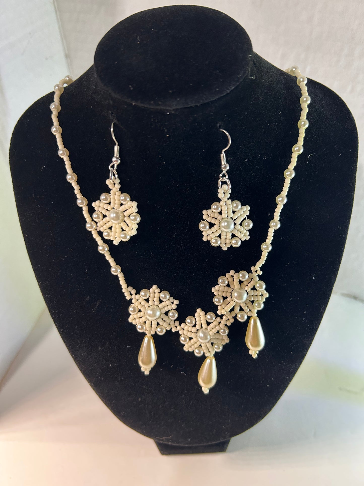 Necklace set