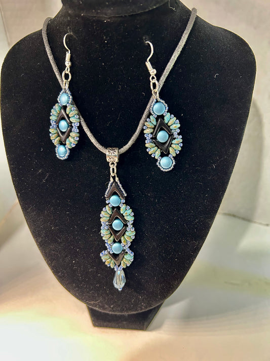 Necklace sets