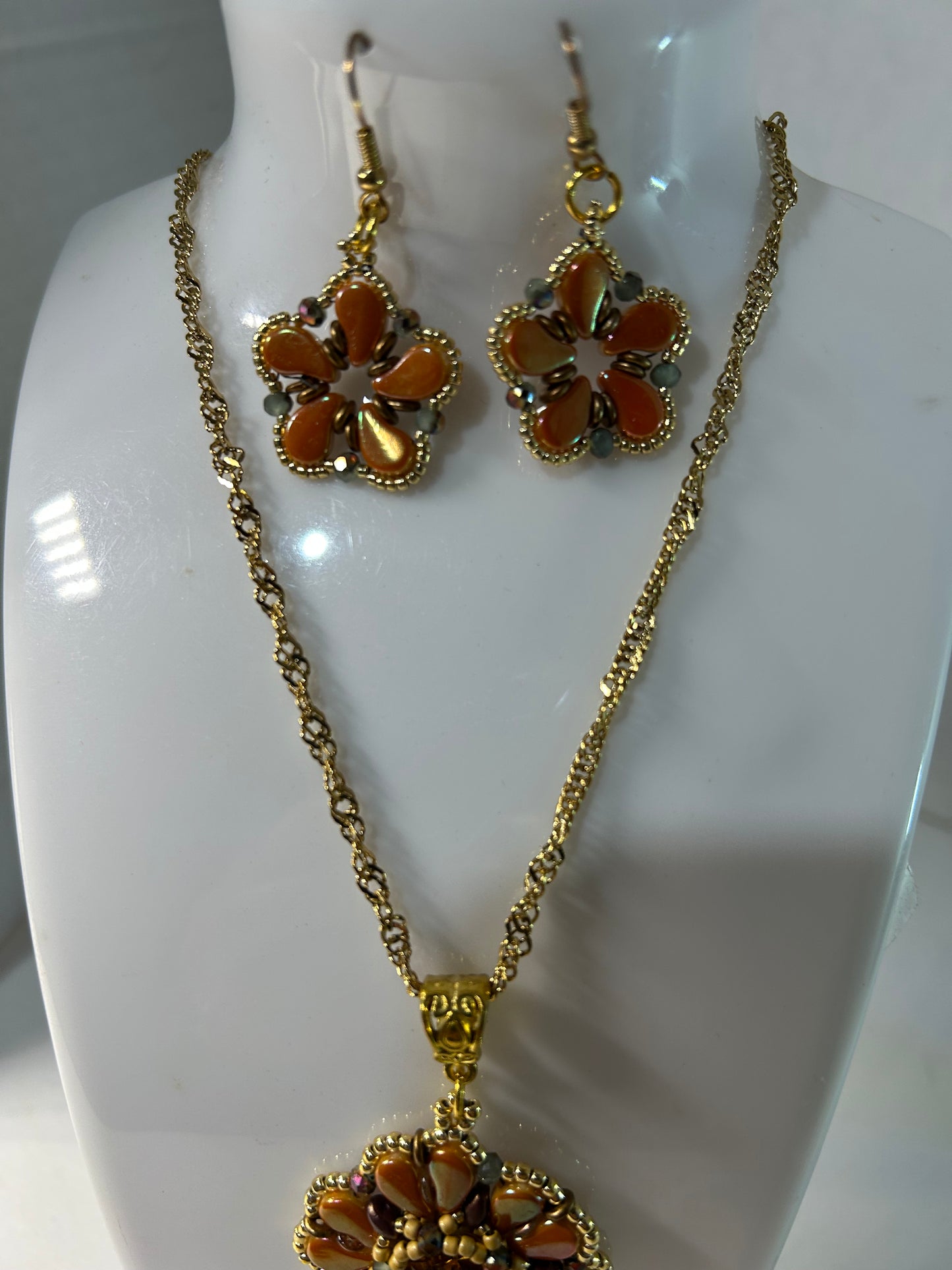 Necklace set