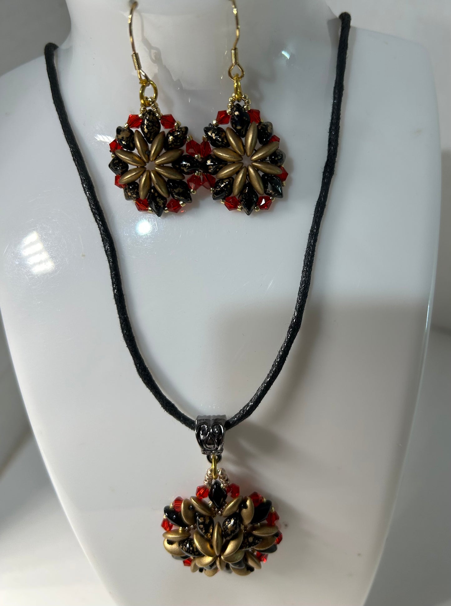 Necklace set