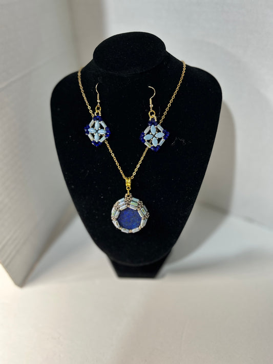 Necklace set