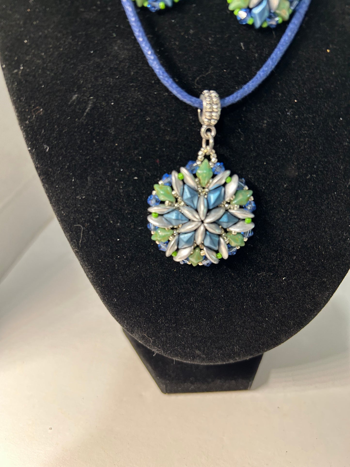 Necklace set